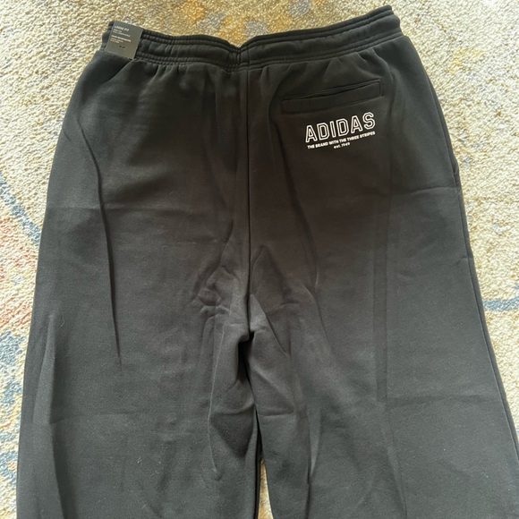 BULK SPECIAL ✨ NEW W TAGS ADIDAS PLUS SZ WINDBREAKER, LEGGINGS, TANK & SWEATPANT - Picture 11 of 13